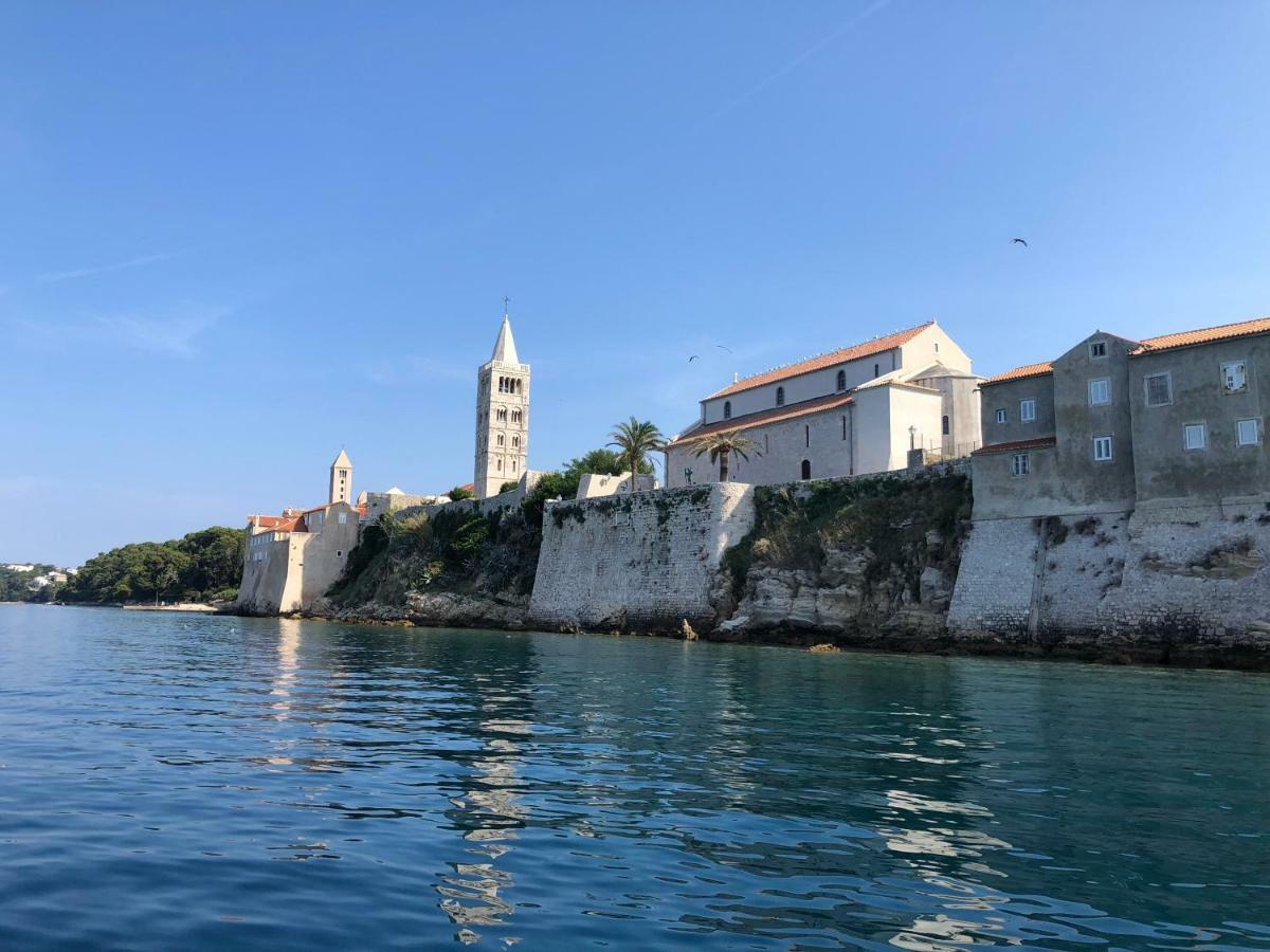 Apartments Adriatic Rab Palit 外观 照片